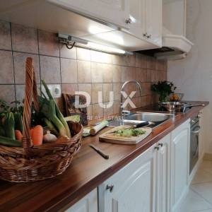 OPATIJA, VOLOSKO - luksuzna vila 550m2 s panoramskim pogledom na more + okoliš 400m2
