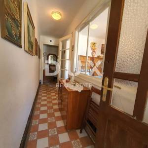 OPATIJA, VOLOSKO - retro stan100m od mora, centar Voloskog, RIJETKOST U PONUDI!