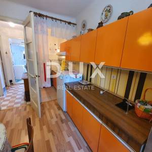 OPATIJA, VOLOSKO - retro stan100m od mora, centar Voloskog, RIJETKOST U PONUDI!