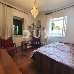 OPATIJA, VOLOSKO - retro stan100m od mora, centar Voloskog, RIJETKOST U PONUDI!
