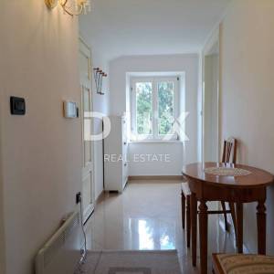 OPATIJA, VOLOSKO - stan od 60 m2 drugi red do mora s terasom i pogledom