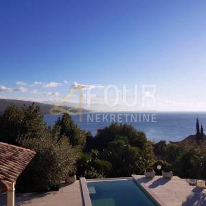 Opatija, Volosko, vila s bazenom