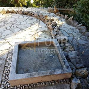 Opatija, Volosko, vila s bazenom