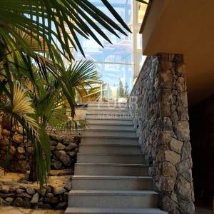 Opatija, Volosko, vila s bazenom