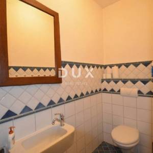 OPATIJA, VOLOSKO - vila s predivnim pogledom , 1. red do mora, 240m2