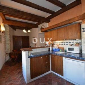 OPATIJA, VOLOSKO - vila s predivnim pogledom , 1. red do mora, 240m2