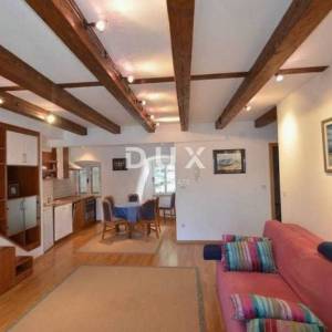 OPATIJA, VOLOSKO - vila s predivnim pogledom , 1. red do mora, 240m2