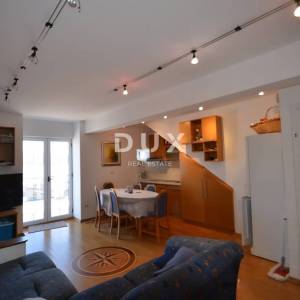 OPATIJA, VOLOSKO - vila s predivnim pogledom , 1. red do mora, 240m2