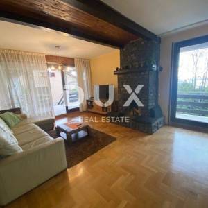 OPATIJA,CENTAR - samostojeća kuća, 350 m2, pogled, okućnica, bazen!!!