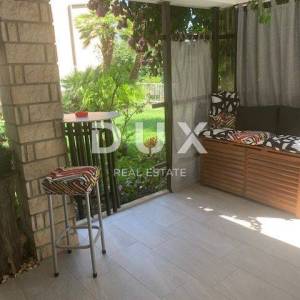 OPATIJA,CENTAR - samostojeća kuća, 350 m2, pogled, okućnica, bazen!!!