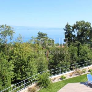 Opatijska rivijera, Lovran, novogradnja, kuća s bazenom, pogled na more