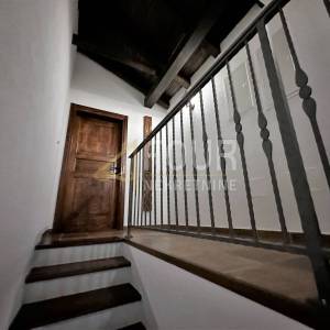 Opatijsko zaleđe, imanje na obroncima Učke s 3 kamene kuće i bazenom
