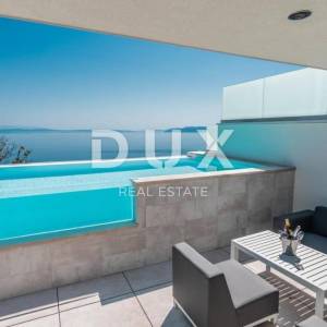 OPATUJA, POBRI-dvojna villa 250m2 s panoramskim pogledom na more i 2 bazena na krovu + okoliš 400m2