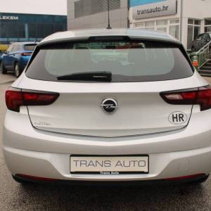 Opel Astra 1.6 CDTi
