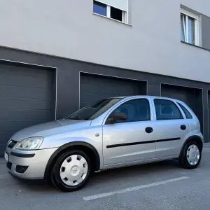 OPEL CORSA //103tkm//prvi vlasnik//HR auto//klima//odličan//