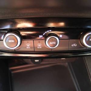Opel Corsa 1.2 GS Line *LED, NAVIGACIJA, KAMERA*
