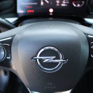 Opel Grandland 1.2 Turbo GS Line *LED, NAVIGACIJA, KAMERA*