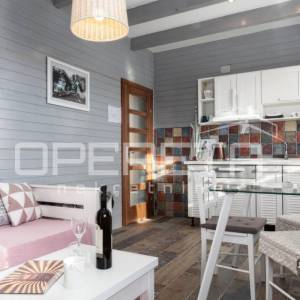 Oštarski stanovi, Zgrada, 250.000,00 EUR