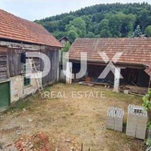 OTOČAC, BRINJE - Kuća u roh-bau fazi s 42.800 m2 okućnice