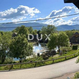 OTOČAC, SINAC - Kuća na izuzetnoj lokaciji