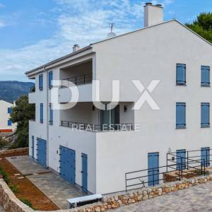 OTOK CRES, CRES - Dvoetažni stan u novogradnji mediteranskog šarma
