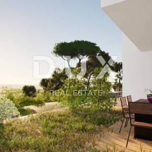 OTOK CRES, CRES - Dvosoban stan u prizemlju, 2 parkinga, vrt 100m2
