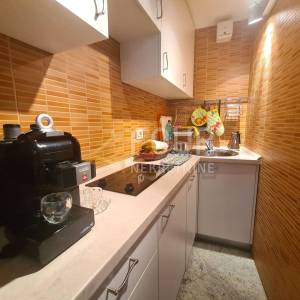 Otok Cres, Cres, kuća i studio apartman u staroj jezgri