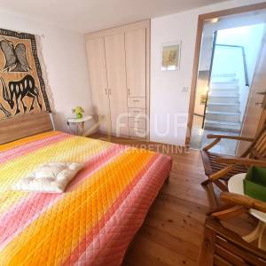 Otok Cres, Cres, kuća i studio apartman u staroj jezgri