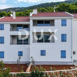 OTOK CRES, CRES - Stan 3S+DB, parking, pogled na more