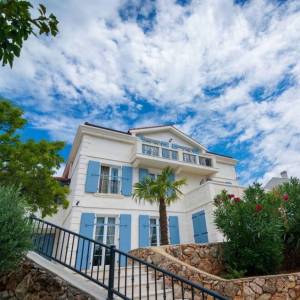 OTOK CRES, GRAD CRES - Jedinstvena vila s bazenom