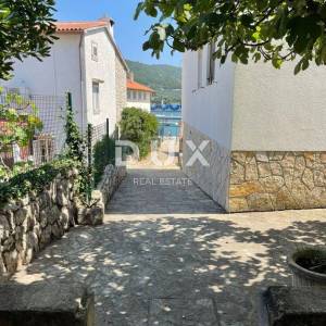 OTOK CRES GRAD CRES, obiteljsko imanje na jedinstvenoj lokaciji