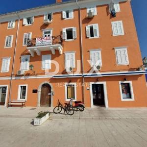 OTOK CRES, GRAD CRES Stan s očaravajućim pogledom PRVI RED DO MORA