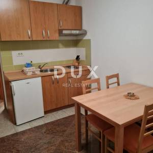 OTOK CRES - Kuća sa velikim potencijalom 200m do mora