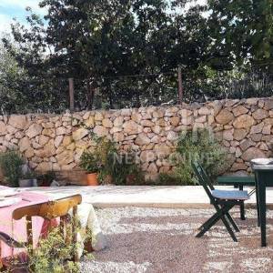 Otok Cres, Punta Križa, adaptirana kuća, 110m2, pogled na more