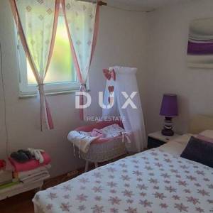 OTOK CRES, VALUN – Kuća sa dva stana u blizini mora – idealna za život i/ili turizam! 