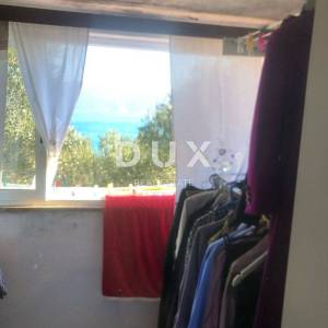 OTOK CRES, VALUN – Kuća sa dva stana u blizini mora – idealna za život i/ili turizam! 
