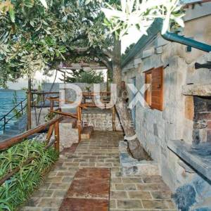 OTOK HVAR - Vila u gradu Hvaru prvi red do mora