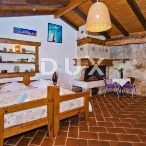 OTOK HVAR - Vila u gradu Hvaru prvi red do mora