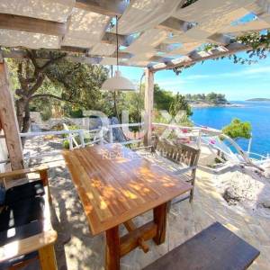 OTOK HVAR - Vila u gradu Hvaru prvi red do mora