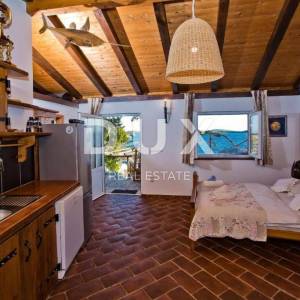 OTOK HVAR - Vila u gradu Hvaru prvi red do mora