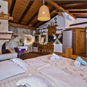 OTOK HVAR - Vila u gradu Hvaru prvi red do mora