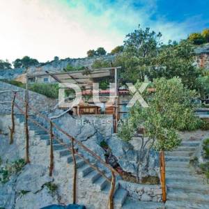 OTOK HVAR - Vila u gradu Hvaru prvi red do mora