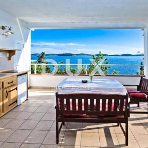 OTOK HVAR - Vila u gradu Hvaru prvi red do mora