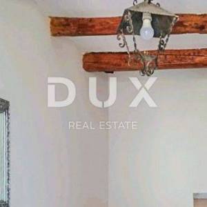 OTOK IŽ, VELI IŽ- Renovirana kuća 70m od mora!