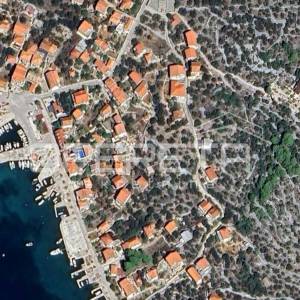 Otok Kaprije, građevinsko zemljište, 636 m2