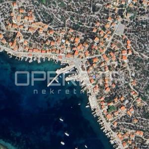 Otok Kaprije, građevinsko zemljište, 636 m2