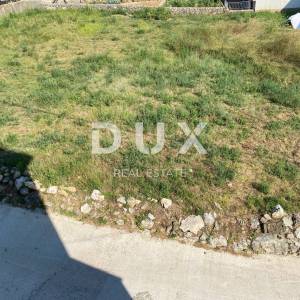 OTOK KRK, BAŠKA, DRAGA BAŠĆANSKA - građevinsko zemljište 651 m2 za stambenu zgradu - stanove / apartmane / obiteljsku kuću / vi...