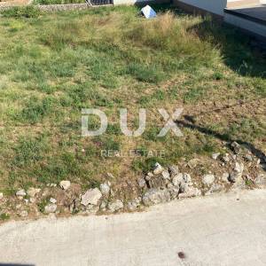 OTOK KRK, BAŠKA, DRAGA BAŠĆANSKA - građevinsko zemljište 651 m2 za stambenu zgradu - stanove / apartmane / obiteljsku kuću / vi...