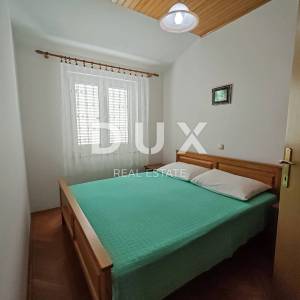 OTOK KRK, BAŠKA - Dvojna kuća u centru