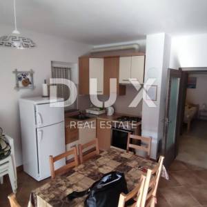 OTOK KRK, BAŠKA - dvojna kuća sa dva apartmana